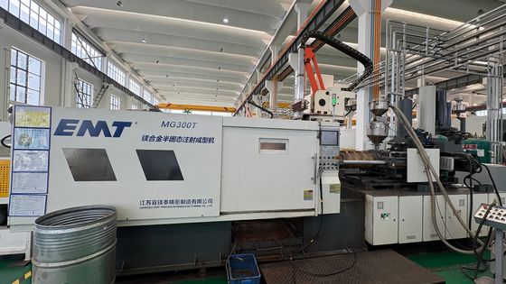 Хорошая цена. PLC Control System Magnesium Alloy Die Casting Machine with 380V/50Hz Power and 550 KW Total Electric Capacity for Customized Production онлайн