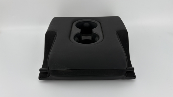 Хорошая цена. Durable Magnesium Auto Parts for Cars EMT Cup Holder with Unique Material онлайн